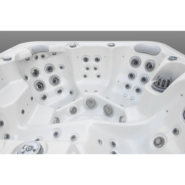 SPA vířivka LABRUS TRITON 200x200 cm, Bílá Perla/American Walnut, pro 3+1 osobu